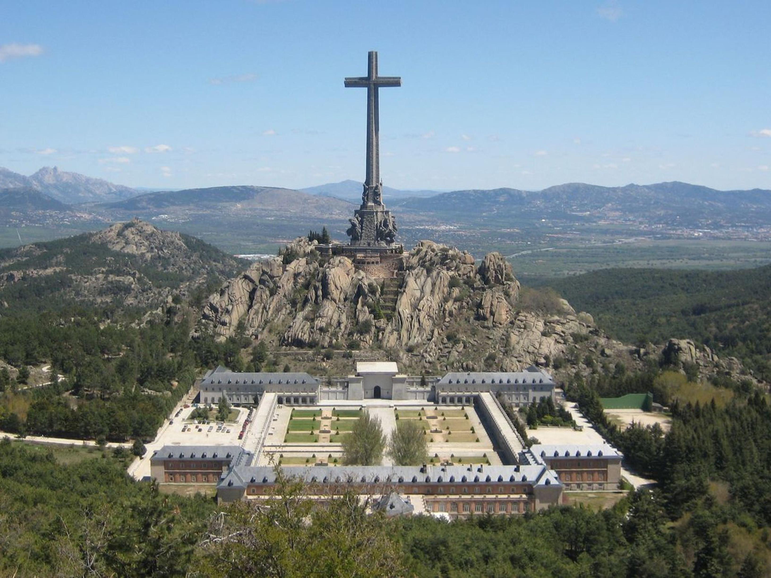 Hospederia Santa Cruz Otel San Lorenzo de El Escorial Dış mekan fotoğraf