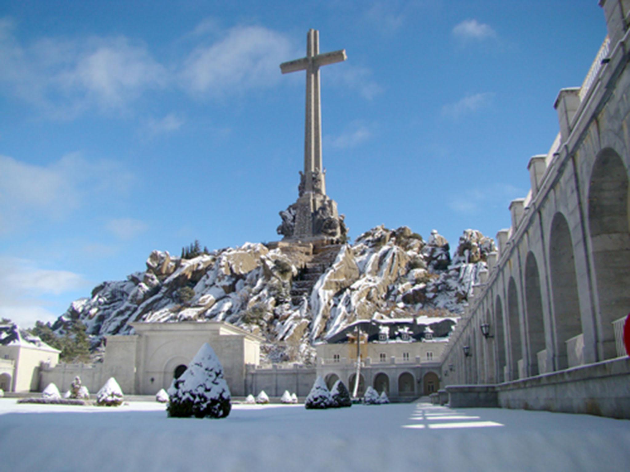 Hospederia Santa Cruz Otel San Lorenzo de El Escorial Dış mekan fotoğraf
