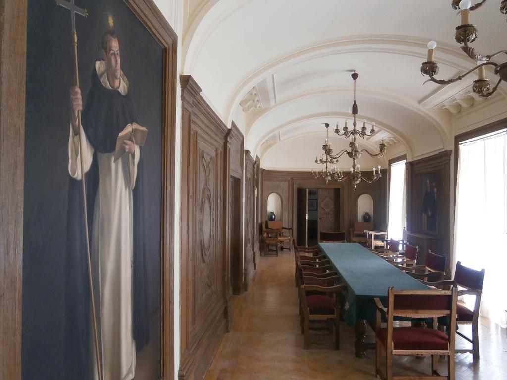 Hospederia Santa Cruz Otel San Lorenzo de El Escorial Dış mekan fotoğraf