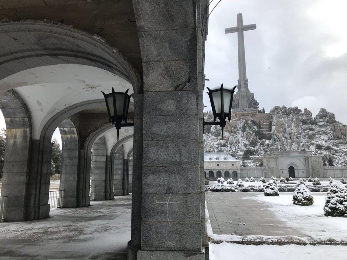 Hospederia Santa Cruz Otel San Lorenzo de El Escorial Dış mekan fotoğraf