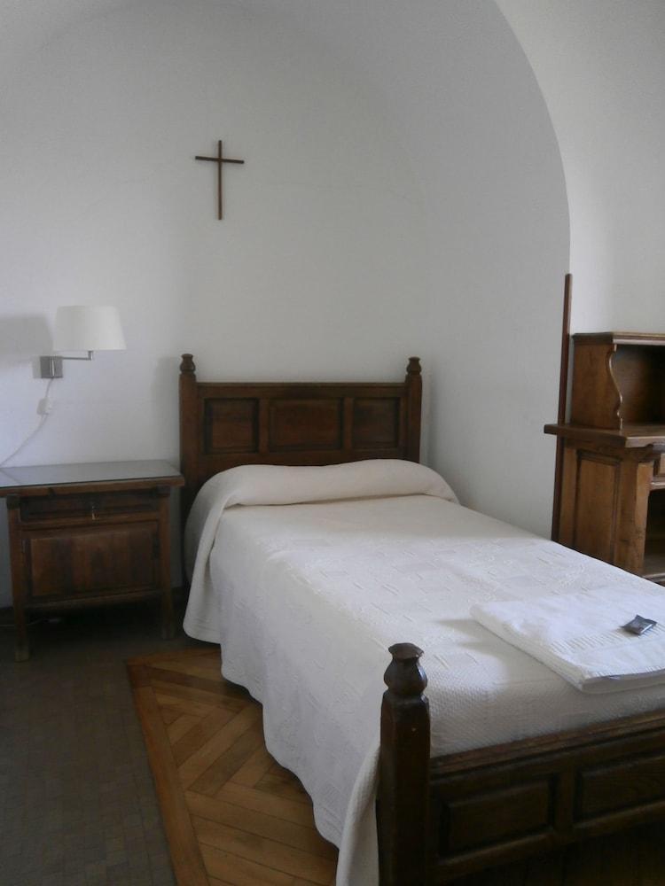Hospederia Santa Cruz Otel San Lorenzo de El Escorial Dış mekan fotoğraf